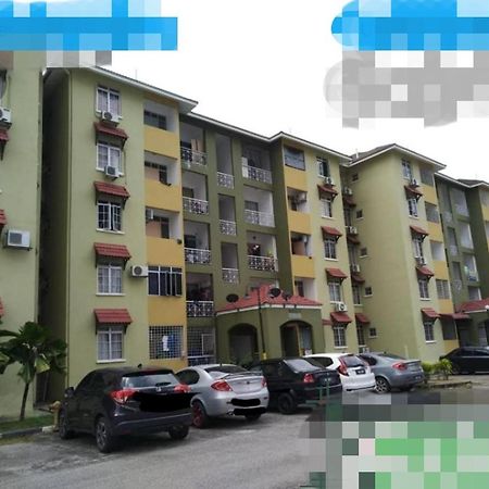 Holiday Apartment At Pd Perdana Condo Resort Port Dickson Esterno foto