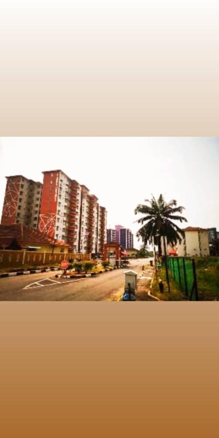 Holiday Apartment At Pd Perdana Condo Resort Port Dickson Esterno foto